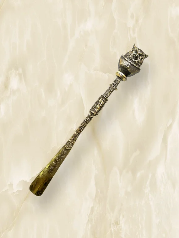 Бронзовая ложка для обуви "Owi".