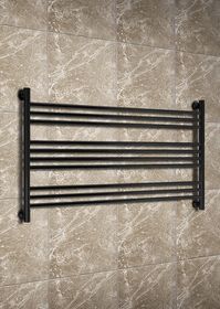 Bogema L Black - черный полотенцесушитель горизонтальной формы