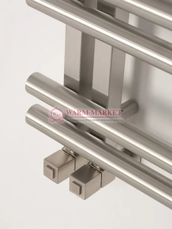 Storm Mat-дизайнерский полотенцесушитель из матовой полированной нержавеющей стали