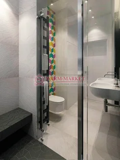 Quadro Q11 Easy - узкий водяной дизайн-полотенцесушитель из нержавеющей стали