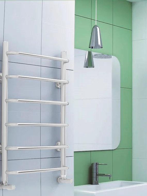 Stahdart E - электрический полотенцесушитель белого цвета.