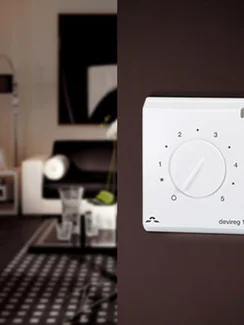 Терморегулятор Devireg D-130