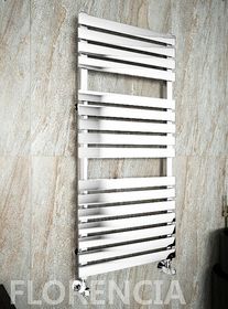 Florencia White - белый дизайн полотенцесушитель с прямоугольными горизонталями.