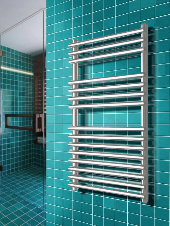 Leona White - белый дизайн полотенцесушитель с круглыми перекладинами внахлест