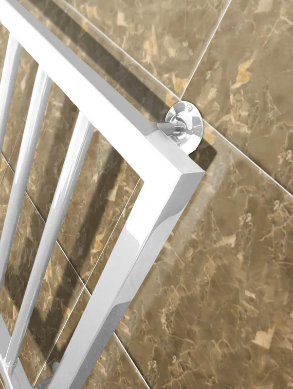 Corsa White - белый дизайн полотенцесушитель с квадратными и круглыми формами