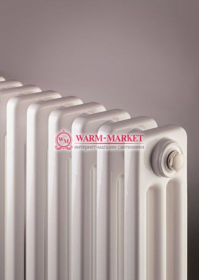 Вертикальный трубчатый радиатор трехтрубный с боковым подключением.