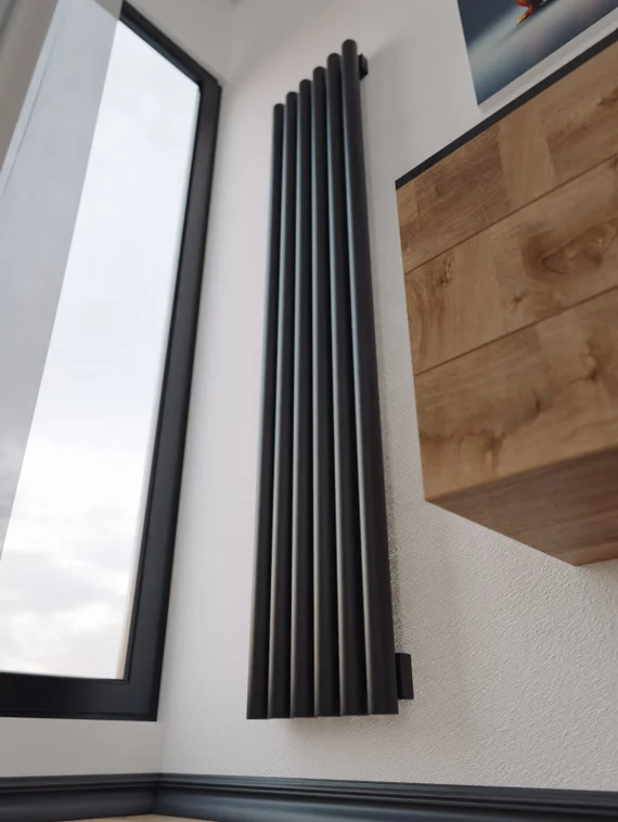 Bronto Soma V - вертикальный трубчатый радиатор высотой 1250 мм, нижнее левое подключение