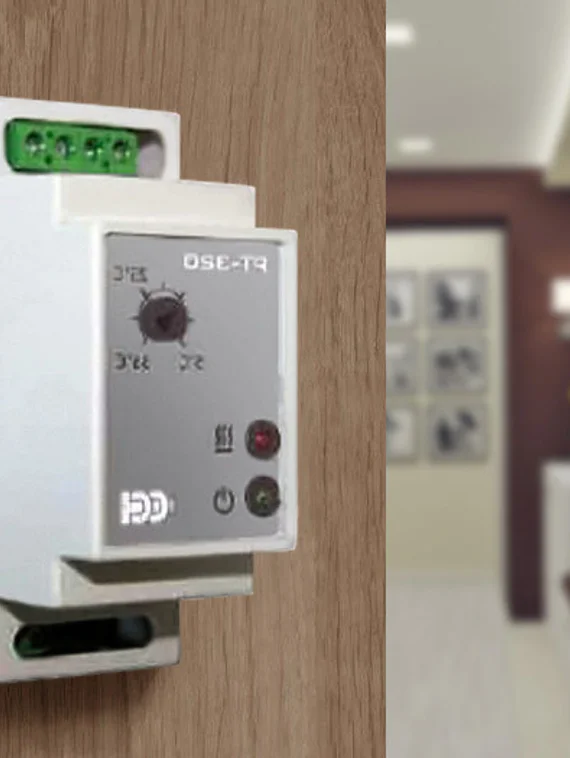 Терморегулятор Теплолюкс РТ-320 (с датчиком ДТ)