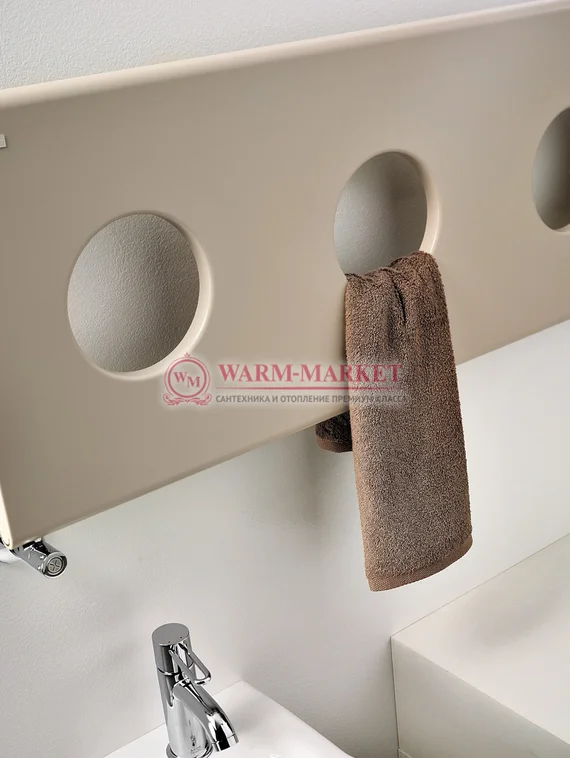 Вертикальный дизайн радиатор Antrax IT Treo