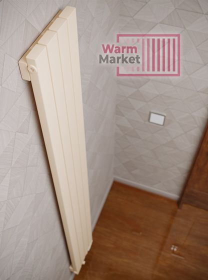 Axxinot Adero 30х60 V - вертикальный радиатор высотой 600 мм, 4 секции