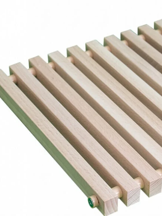 Деревянная решетка Бриз рулонная (бук) ширинной 200 мм