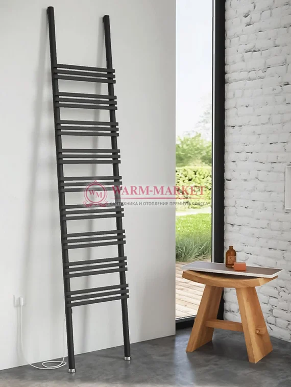 Вертикальный дизайн радиатор Antrax IT Pioli