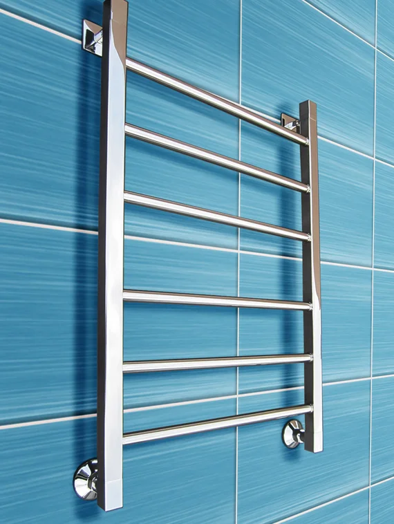 Classic S - узкий полотенцесушитель шириной 300 мм. хром