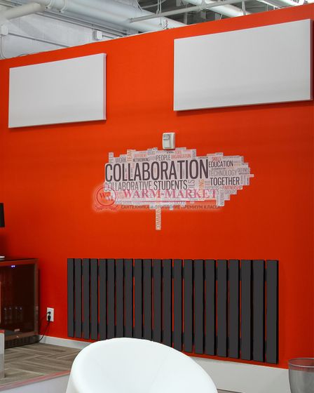 Steel GZ 50х30 1500 - горизонтальный трубчатый дизайн-радиатор высотой 530 мм, 25 секций