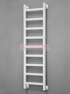 Quadro Q1 - узкий водяной дизайн-полотенцесушитель из нержавеющей стали