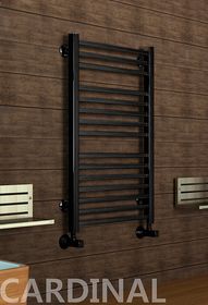 Kardinal Black-черный дизайн полотенцесушитель с прямоугольными вертикалями.