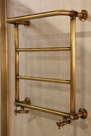 Cezares Taranto - полотенцесушитель в стиле ретро