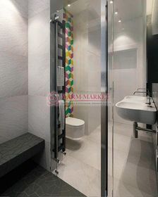 Quadro Q11 Easy - узкий водяной дизайн-полотенцесушитель из нержавеющей стали