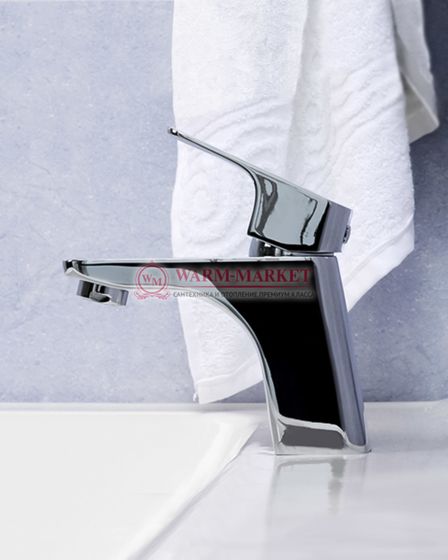 Смеситель для умывальника черный Salm 2703-Bl