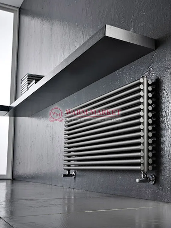 Вертикальный дизайн радиатор Antrax IT AV 13 s/d