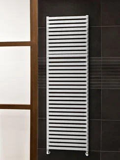 Белый полотенцесушитель Terma City с выдвинутыми вперед прямоугольными перекладинами