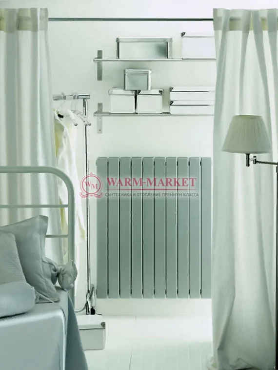 Вертикальный дизайн радиатор Caleido Picchio