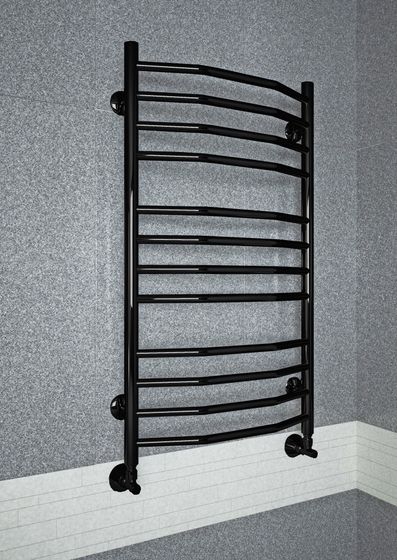 Victoria - черный полотенцесушитель c перекладинами в форме трапеции.