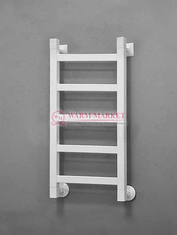 Quadro Q1 - узкий водяной дизайн-полотенцесушитель из нержавеющей стали