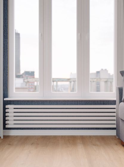 Bronto Plex Z - горизонтальный трубчатый радиатор шириной 1500 мм, нижнее левое подключение