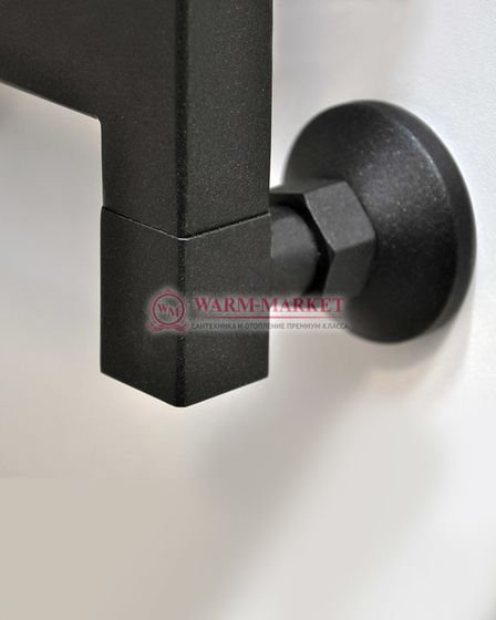 Quadro Zigzag Vip - водяной дизайн-полотенцесушитель из нержавеющей стали