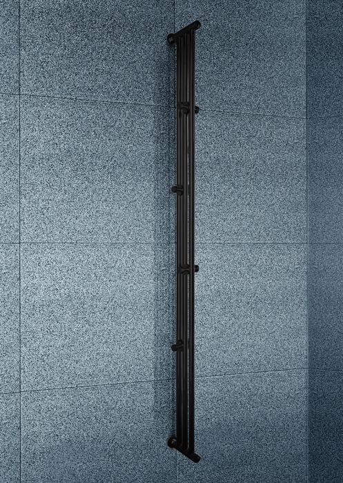 Horda Black - черный вертикальный узкий полотенцесушитель водяного типа | Фото 1