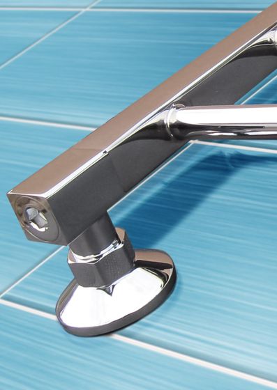 Classic S - узкий полотенцесушитель шириной 300 мм. хром