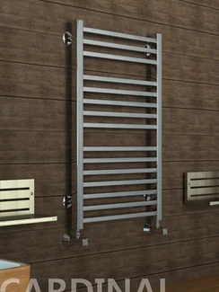 Cardinal E - электрический дизайн полотенцесушитель с квадратными вертикалями цвета хром.