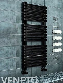 Veneto Black -  черный дизайн полотенцесушитель с квадратным профилем.