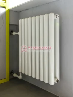 Трубчатый радиатор KZTO Garmonia C40 V2 высотой 557 мм