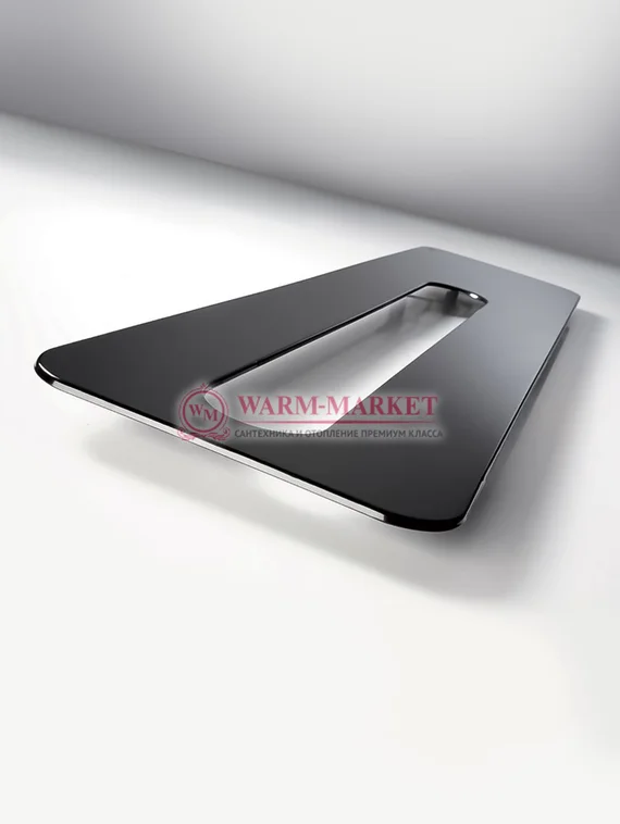 Вертикальный дизайн радиатор Cordivari Badge