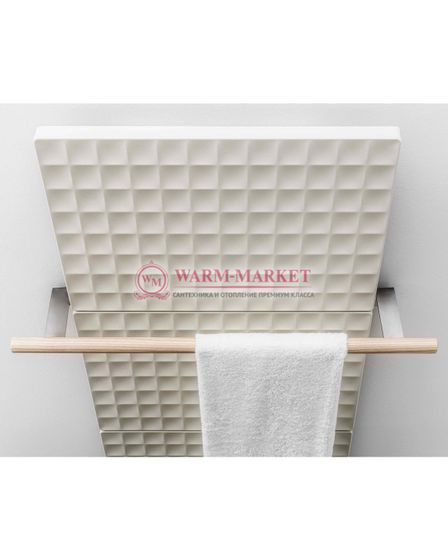 Вертикальный дизайн радиатор Antrax IT Waffle