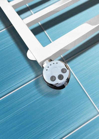 Croma - дизайн полотенцесушитель с квадратным профилем