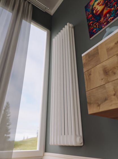 Bronto Pipe 3140 - трехтрубный трубчатый радиатор высотой 1400 мм, боковое подключение