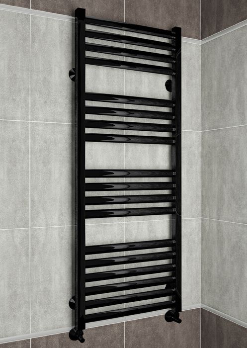 Greta Black - черный полотенцесушитель с квадратными вертикалями. | Фото 1