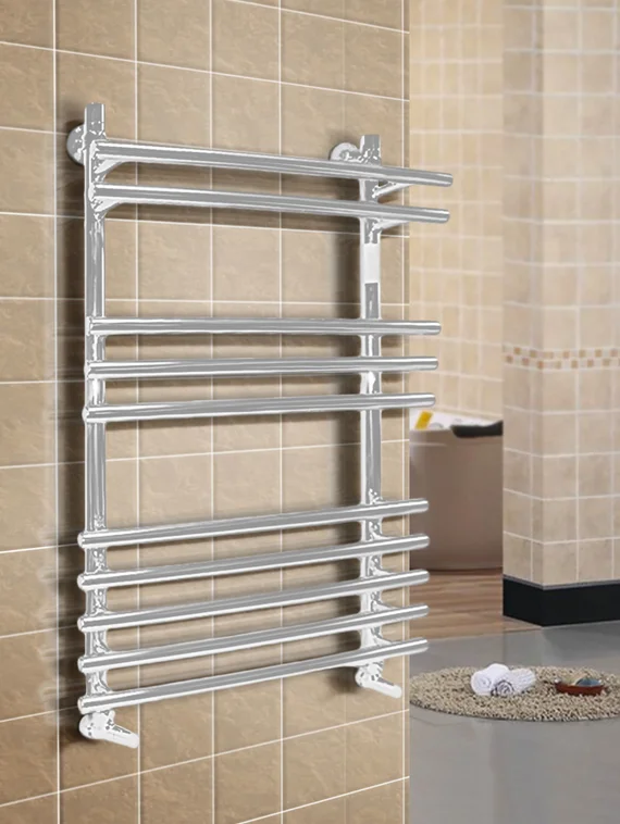 Verona A - полотенцесушитель с выдвинутыми вперед верхними перекладинами белого цвета