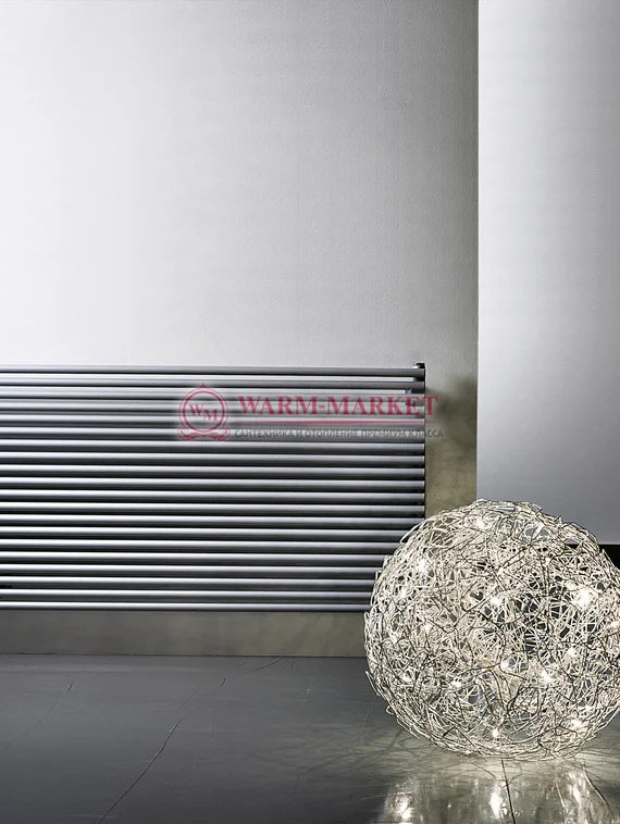 Вертикальный дизайн радиатор Antrax IT AV 25 s/d