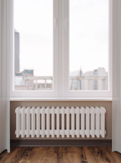 Bronto Pipe 3020 - трехтрубный трубчатый радиатор высотой 200 мм, боковое подключение