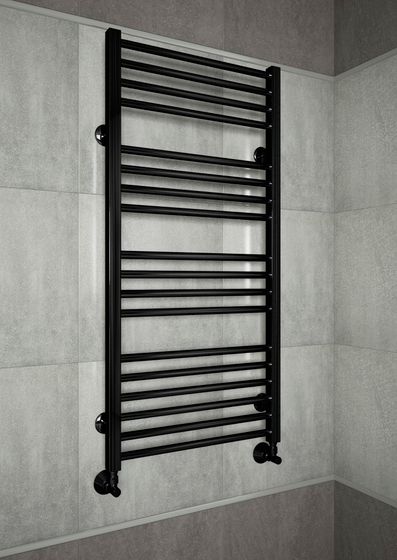 Sicilia - черный полотенцесушитель с квадратными вертикалями.