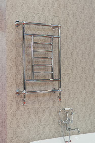 Cezares Salerno - классический полотенцесушитель в стиле ретро