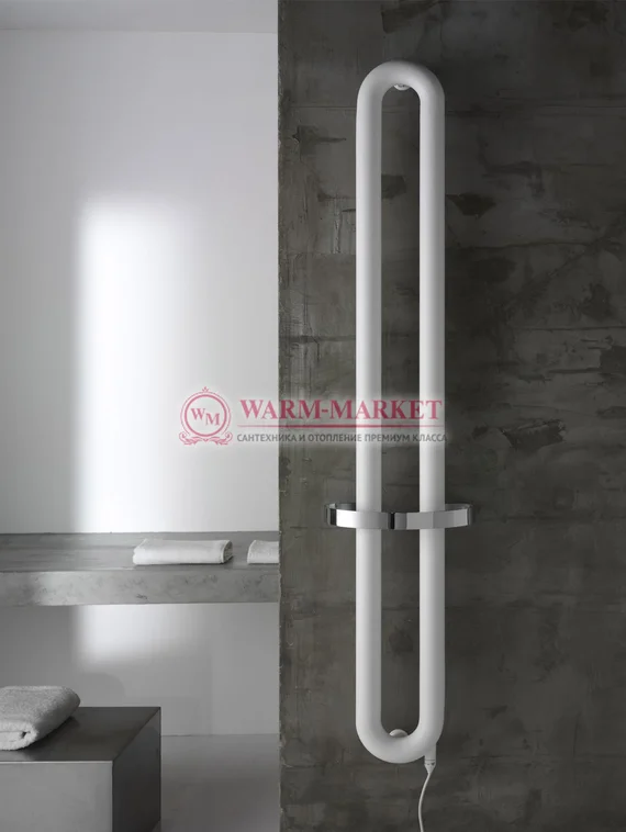 Вертикальный дизайн радиатор Antrax IT Tubone