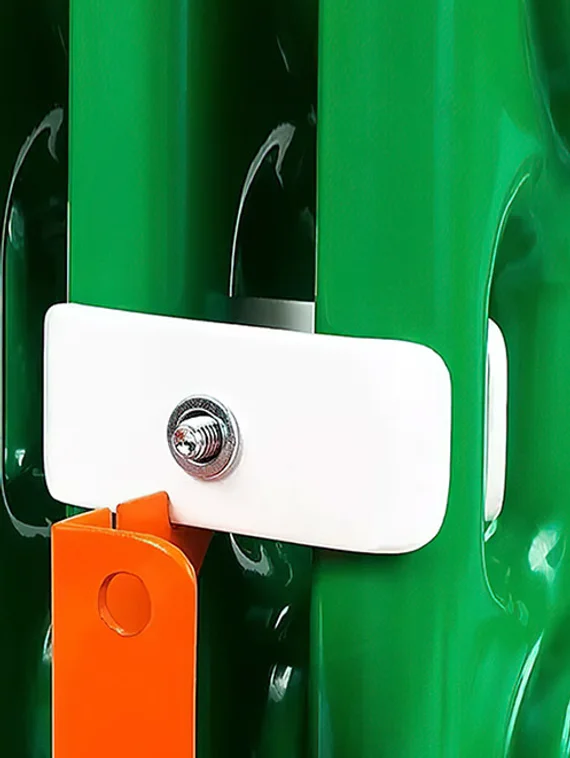 Монтажный набор для установки  трубчатых радиаторов (4 точки крепления).