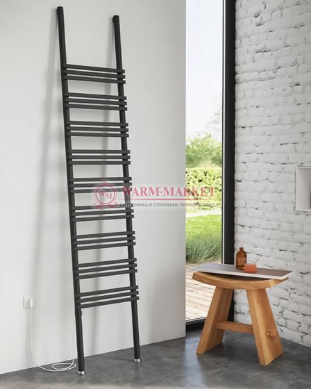 Вертикальный дизайн радиатор Antrax IT Pioli