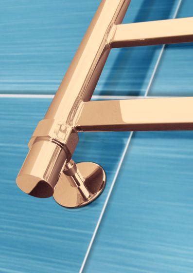 Maxima - полотенцесушитель круглым и квадратным профилем