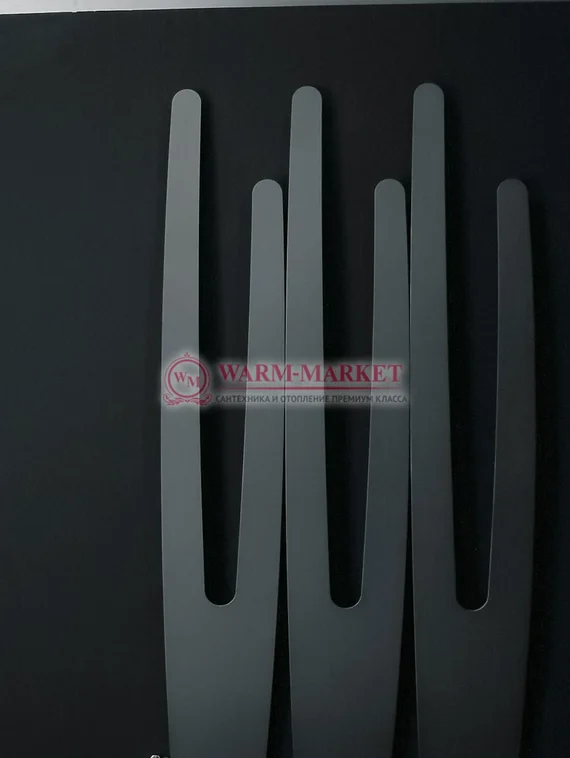 Вертикальный дизайн радиатор Antrax IT Vu